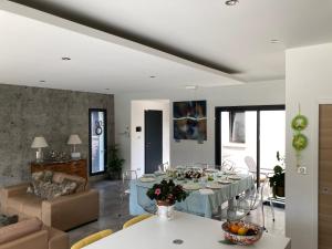 Maison élégante à Bouc-Bel-Air avec piscine privée