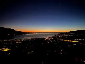 Swiss Chalet - Romantic Gateway - 沙泰勒圣但尼