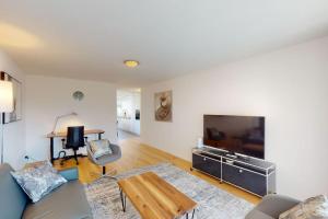 Exceptional 1BR flat - Sun 3