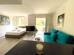 Charmant Studio avec terrasse et vue arborée