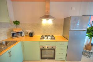 Beautifully furnished, cosy 2bedroom flat GOSLM-12