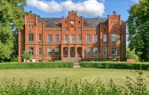 Lovely Apartment In Krakow Am See - Güstrow