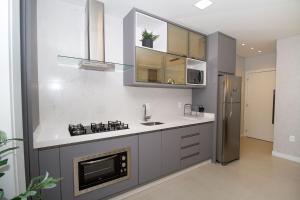 139D - 2 suítes a 100m da Praia de Bombas