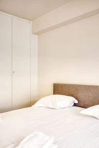 Spacious 2-BR Apartment Just 30m from The Beach