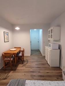 Monoambiente en Recoleta Paseo Dubourg a 50mts Callao