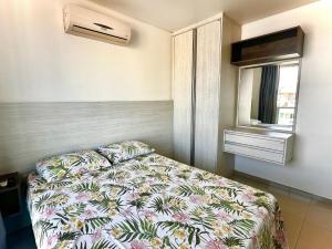 534 - Lindo Apartamento 2 dormitórios na praia de Bombas