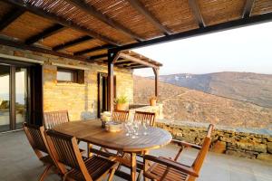 Infinity Beach House - Kea Villa Rent - Luxury seaside private apt on request