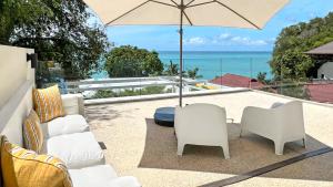 At the Beach Spacious 2-level Design Home for 2-5 and 1 infant, Ao Yon Beach Phuket