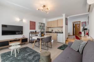 Costa Apartment II - Linda Vista