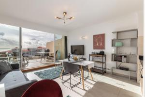 Costa Apartment II - Linda Vista