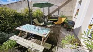 Petit cocon avec jardin, parking et plage à 150m, Le Havre - Dollemard