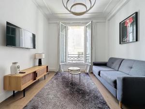 INTUITION - 2 pieces - Cannes Carre d or