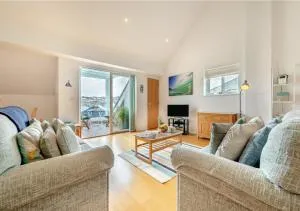 Spring Tides - Porthleven