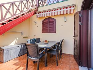 Apartment Tagoro Solarium & Pool View by Interhome