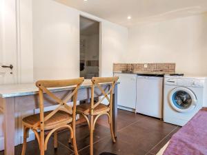 Maisons de vacances Holiday Home Villa Montagne by Interhome : photos des chambres