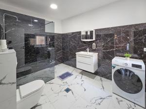 Holiday Home Sunrise by Interhome