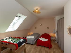 Maisons de vacances Holiday Home La perle bleue by Interhome : photos des chambres