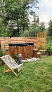 Jurta nad Zegrzem z prywatnym jacuzzi
