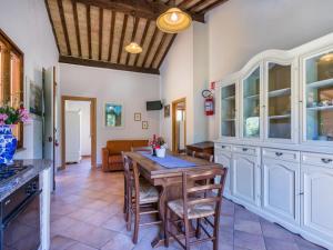 Holiday Home Oliveta 2 by Interhome