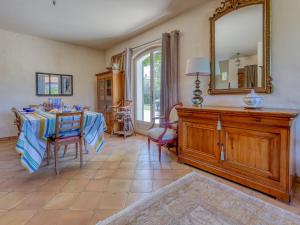 Maisons de vacances Holiday Home Villa Sainte Anne by Interhome : photos des chambres