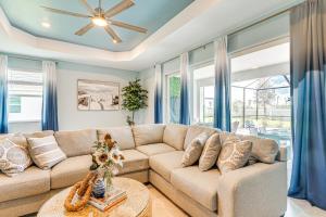 Luxe Venice Gem with Outdoor Pool and Hot Tub