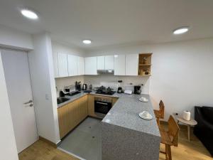 Cómodo y Acogedor Departamento Cerca de Barranco y el Circuito de Playas