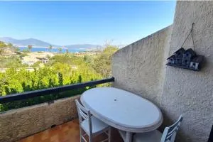 Nice T4 with pool and balcony in Grosseto-Prugna - Olivese