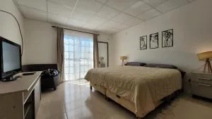 Santi Amplio Dpto en Federación - Isthilart