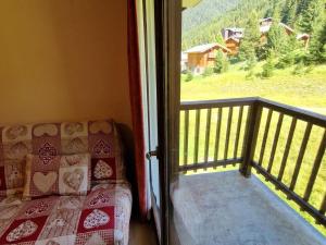 2 pièces pour 4 pers, balcon, à 30m du télécabine - FR-1-265-114