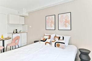 Appartements Petit studio equipee en banlieue Parisienne : photos des chambres