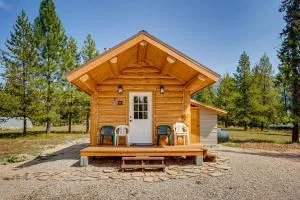 Trout Creek Tiny House with Mtn Views and Fireplace - Thompson Falls