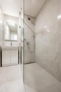 3 room Private Flat Kosice City Center FRESH and NEW Jarna