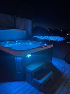 Loox Ostrovo- Boutique House-noclegi nad morzem