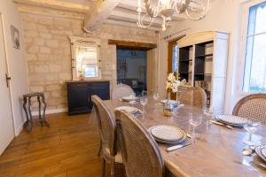 Maisons de vacances Voyage en Confluence - Candes St Martin : photos des chambres