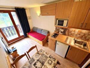 Appartements Charmant studio pour 2-3 pers avec balcon a Valfrejus - FR-1-265-236 : photos des chambres