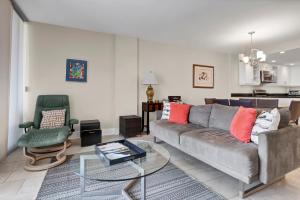 The Islander - 2F by Sea Scape Properties