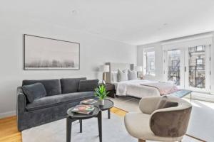 Luxe Studio with Charming Juliet Balcony