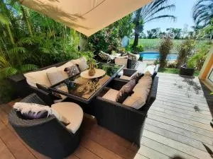 Jolie maisonnette, piscine, jacuzzi - Beaufond