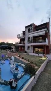 Dora's Garden Villa - 马克里