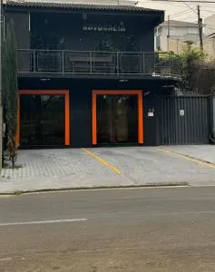 Studio com quarto e banheiro em frente ao Parque do Lago Acomoda até 4 pessoas 2 camas - Jordãozinho