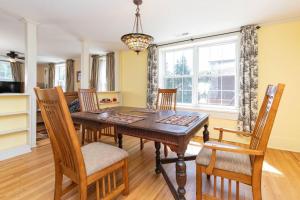 The Bartlett Apartment