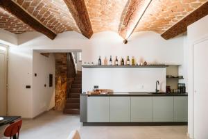 Vicolo Al Castello - Langhe e Monferrato Suites