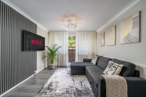 One-Bedroom Ground Floor Gem 15 Mins from Kings Cross