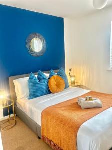 Comfortable 2-Bed House Waterside - Quiet area close to the city
