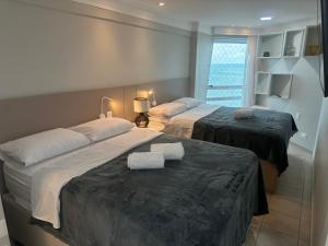 2704 Flat Beira Mar Av Boa viagem Vista Deslumbrante e com cozinha