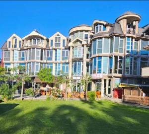 Murtishi Apartment