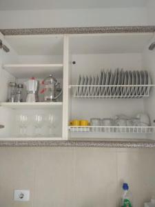 Apartamento con vistas al mar, piscina y wifi