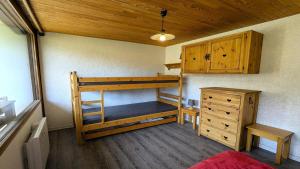 Résidence Les Prés - AGREABLE APPARTEMENT SUR LES PISTES - 45 PERS MAE-4671