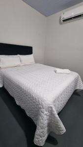 Habitacion doble en el centro de asunción solo efectivo guaranies