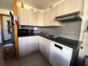 Résidence Soleil - Appartement pour 6 pers., secteur calme, vue dégagée et place de parking MAE-5161